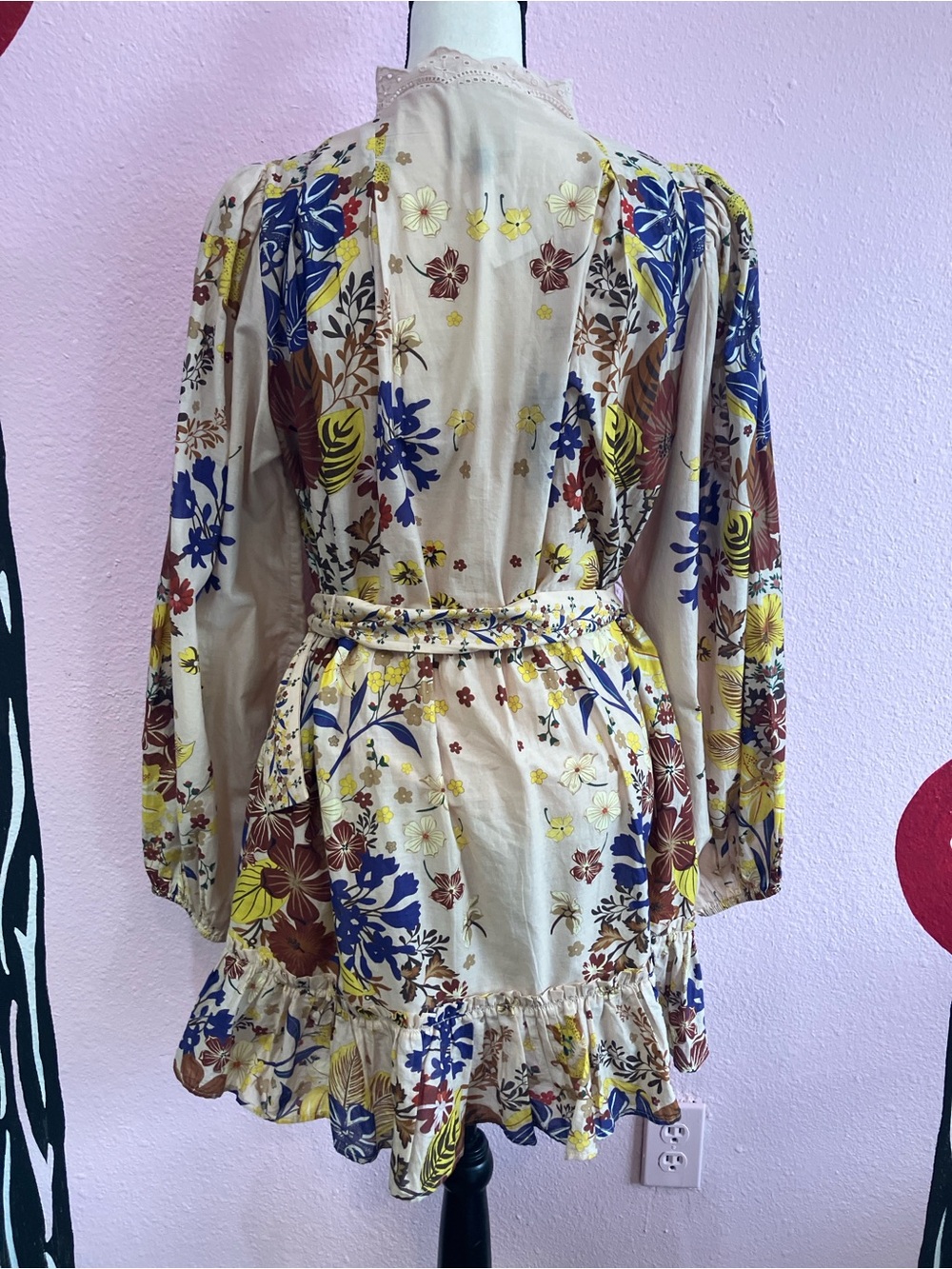 FARM Rio Women's Beige Beauty Bouquet Puff Sleeve Long Sleeve Mini Dress Size L - Picture 2 of 4